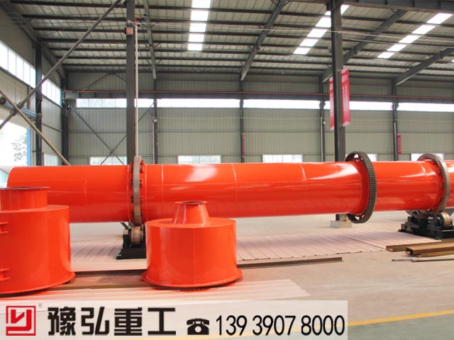 雞糞烘干機(jī)設(shè)備車間展示 雞糞烘干機(jī)設(shè)備車間展示